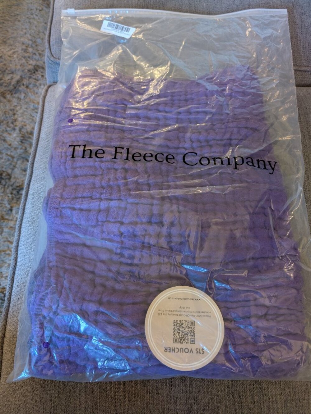 NEW in Original Packaging!  The Fleece Company Muslin blanket in Purple. - Picture 2 of 2